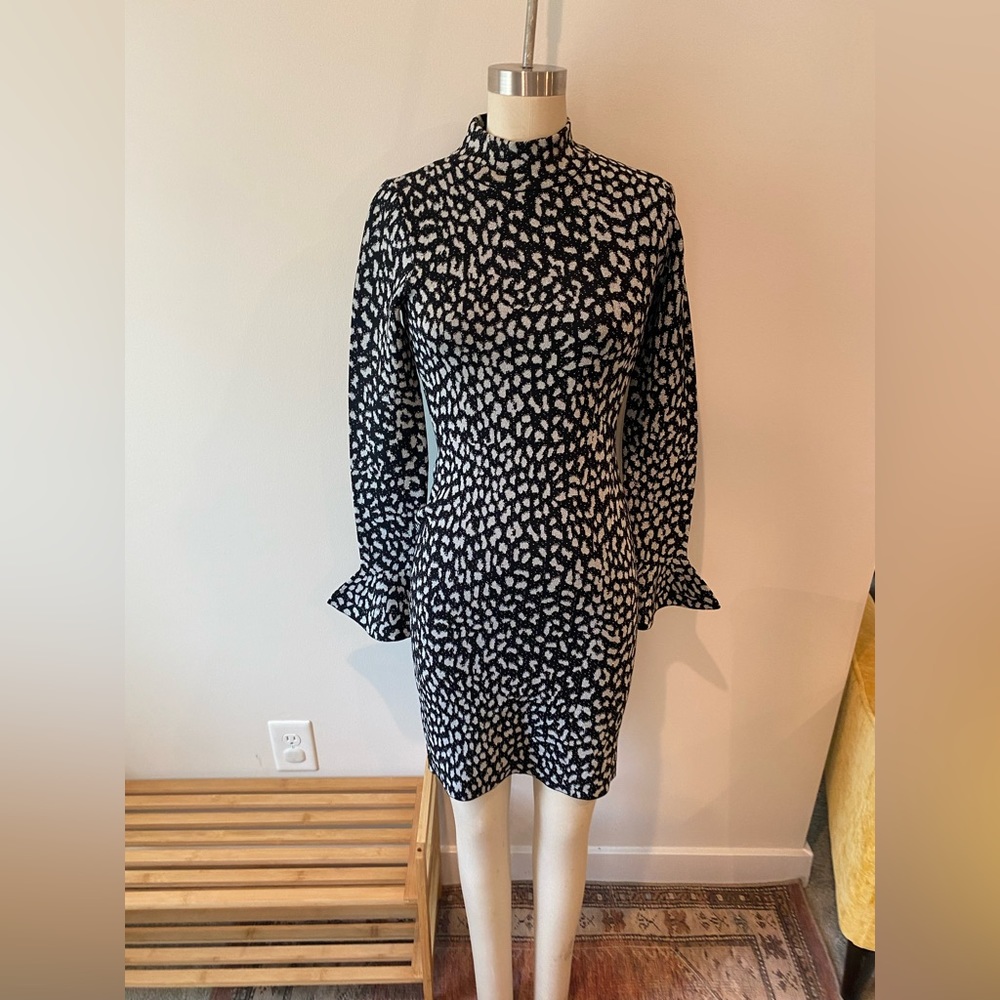 NEW MICHAEL KORS Black and silver long sleeve dress